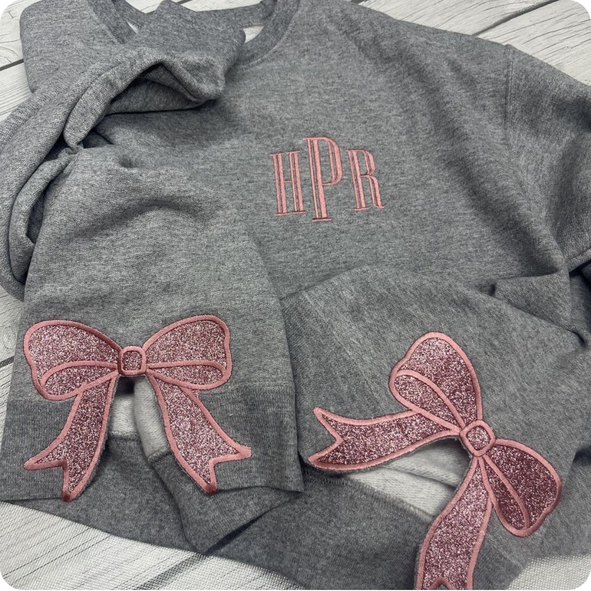 🎀Monogrammed with Side Bows Sweatshirts 🎀